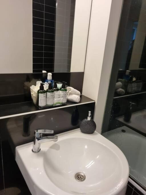 Collins St, Southern Cross, 2 Bd, Parking, Free Wifi メルボルン エクステリア 写真